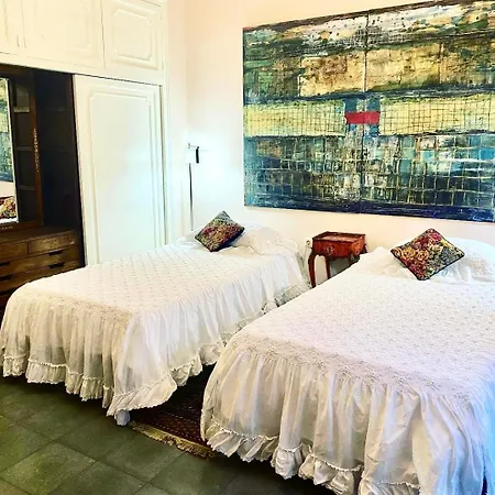 Guest house Carmen Guillemot *