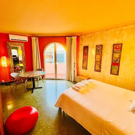 Carmen Guillemot Guest house 3*
